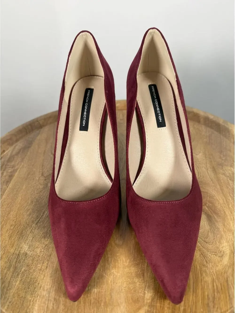 French Connection Burgundy Suede Pointed Toe Heels Size 9 NWB - Picture 2 of 10